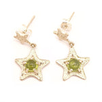 Carica l&#39;immagine nel visualizzatore di Gallery, Orecchini Stelle con gemme di peridoto naturale

