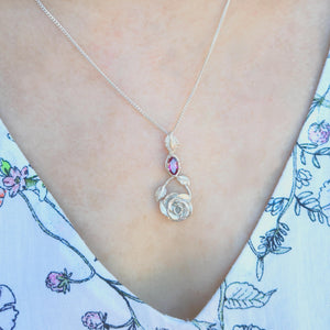 Ciondolo Rosa con gemma di rodolite naturale