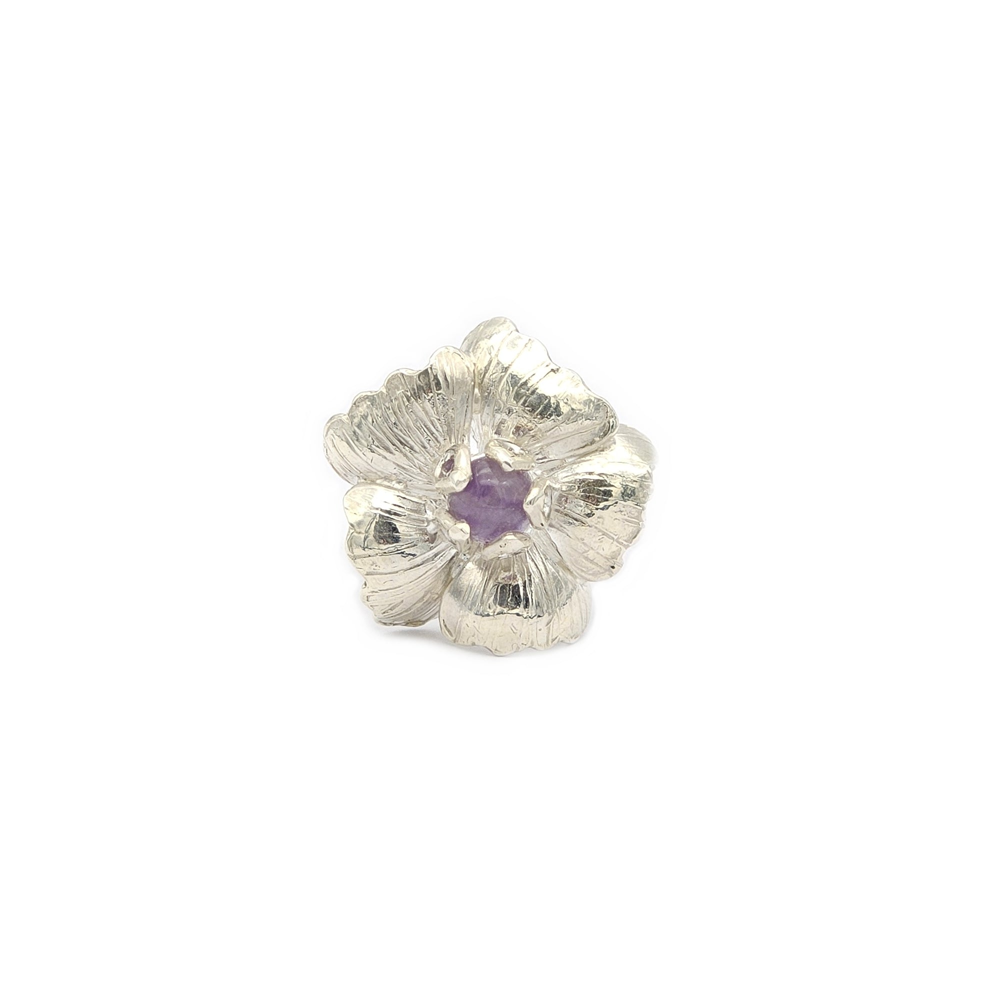 Anello stile floreale con gemma cabochon