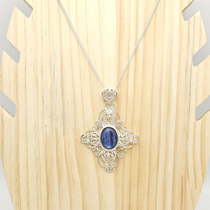Ciondolo romboidale con cianite