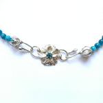 Carica l&#39;immagine nel visualizzatore di Gallery, Collana di apatite con ciondolo in stile floreale
