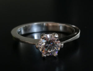Anello Solitario