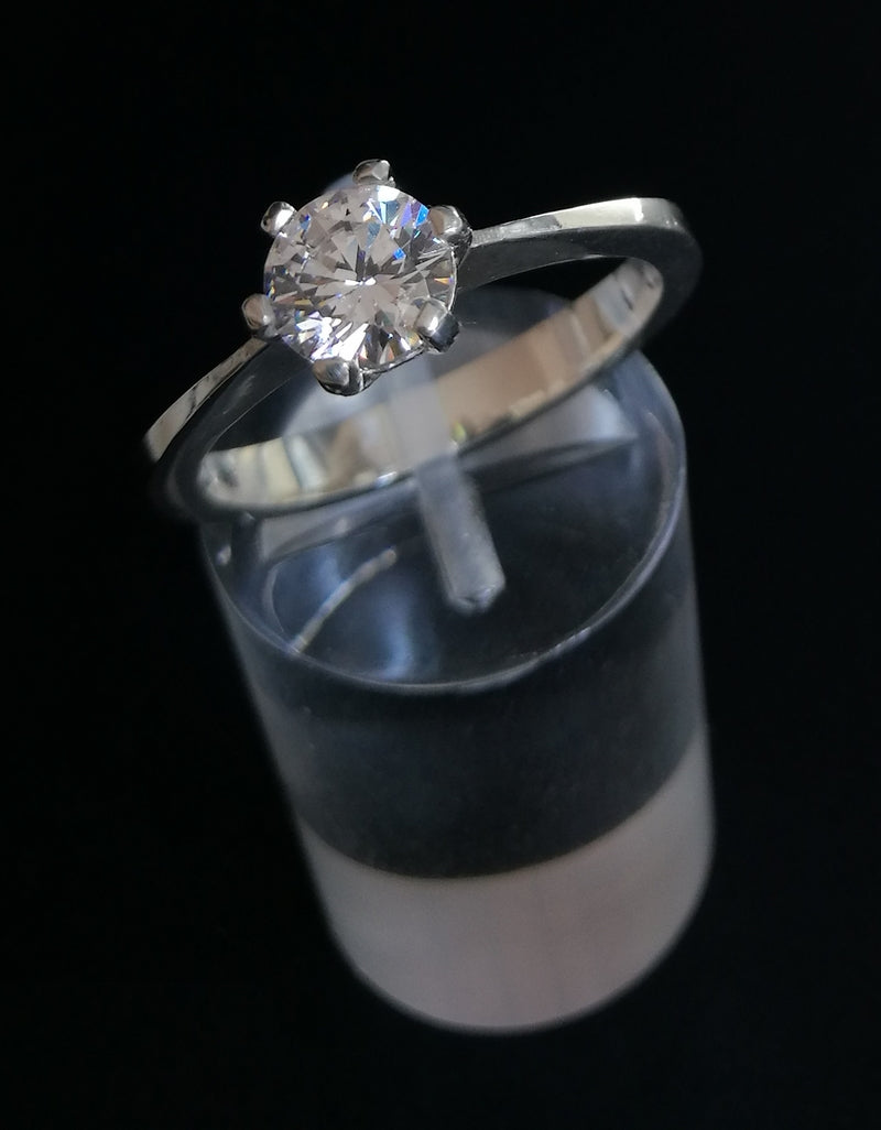 Anello Solitario